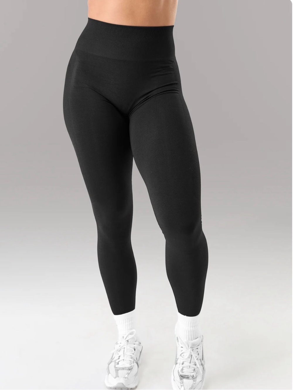 Alphalete Black High-Waist Seamless Leggings